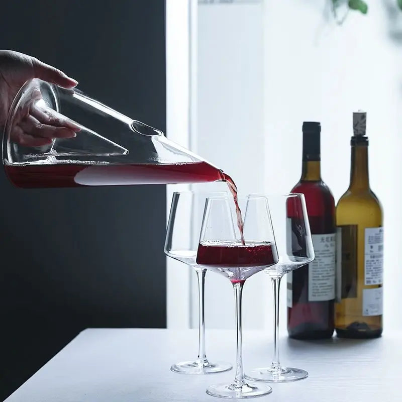 Glass Decanter - Wine Carafe, Pyramid Seperator, Whiskey Decanter