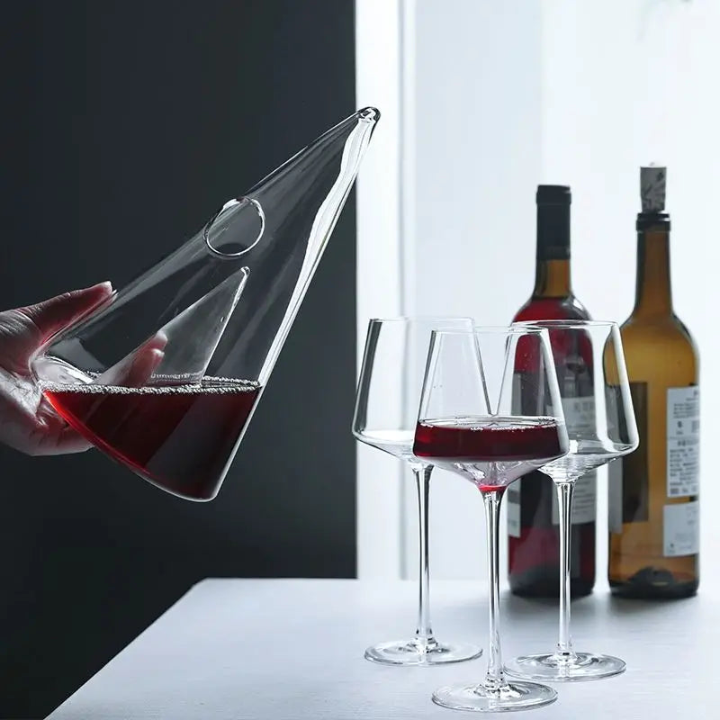 Glass Decanter - Wine Carafe, Pyramid Seperator, Whiskey Decanter