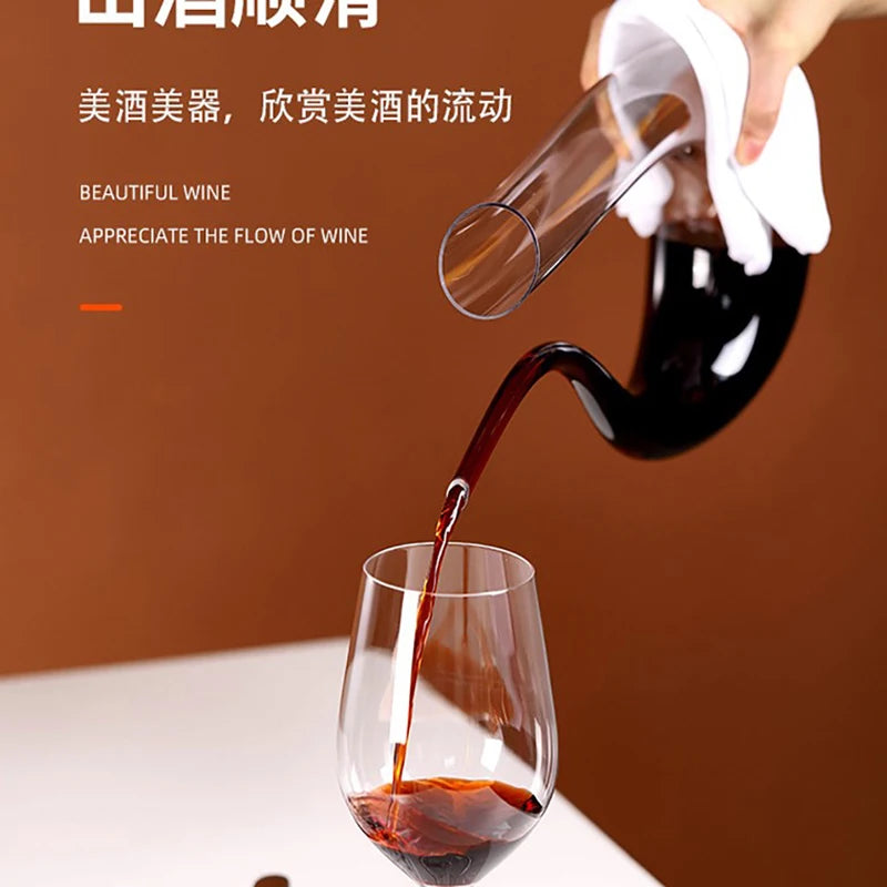 Crystal U-shaped Wine Decanter