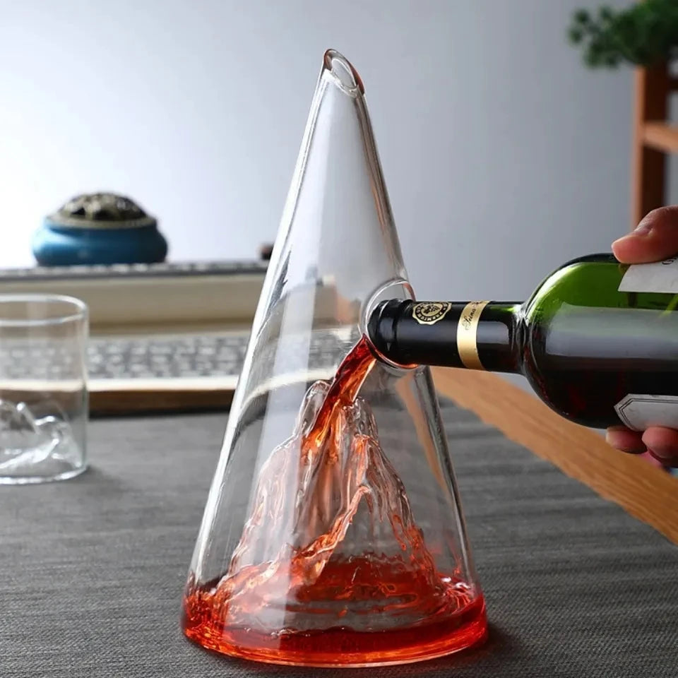 Glass Decanter - Wine Carafe, Pyramid Seperator, Whiskey Decanter