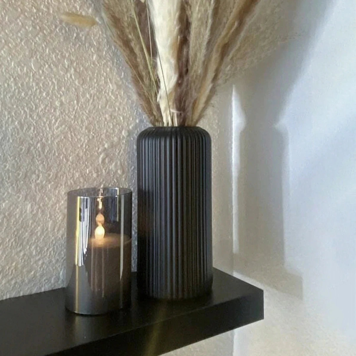 Decorative Striped Ceramic-Like Plastic Vase for Flowers